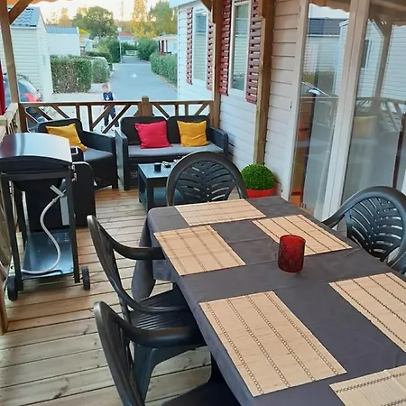 Grand Mobilhome Spacieux 8 Places Frejus/straphael Campsite Frejus
